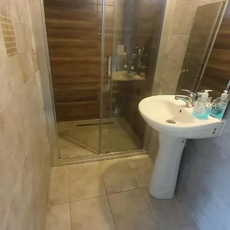 Ieftin Si Bun *